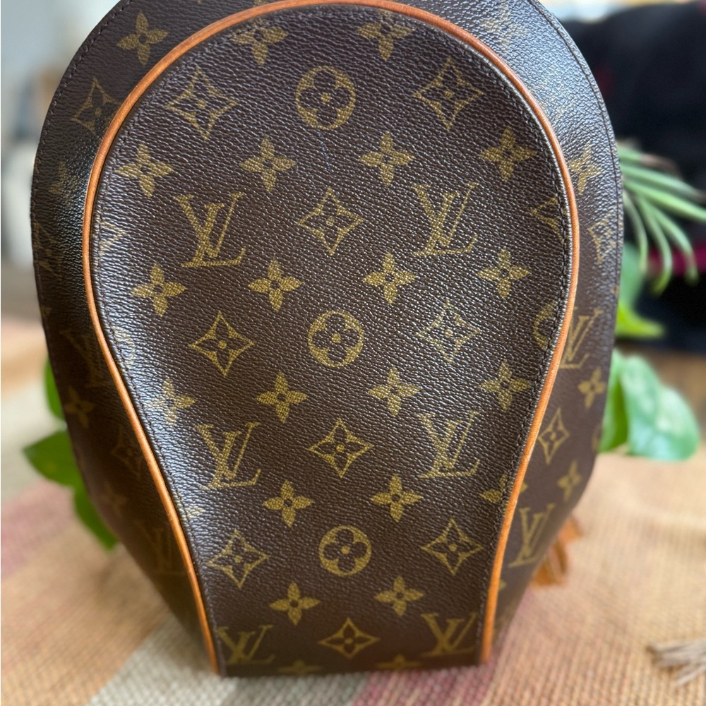 Louis Vuitton Monogram elipse pack pack